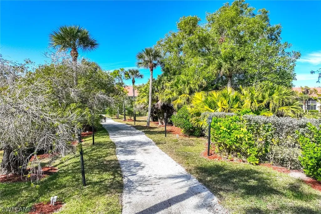 6830 Beach Resort Drive Naples FL 34114
