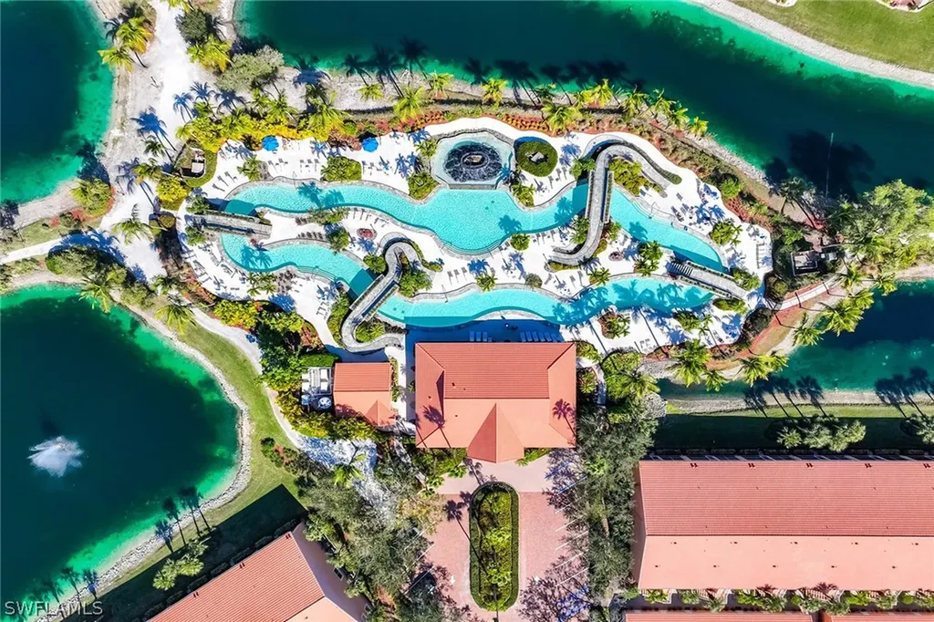 6830 Beach Resort Drive Naples FL 34114