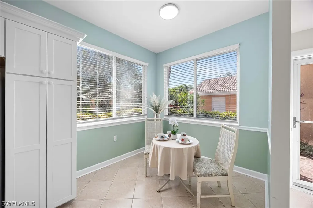 6830 Beach Resort Drive Naples FL 34114