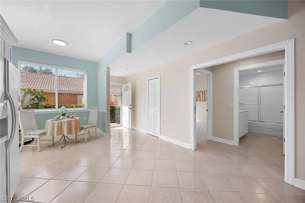 6830 Beach Resort Drive Naples FL 34114