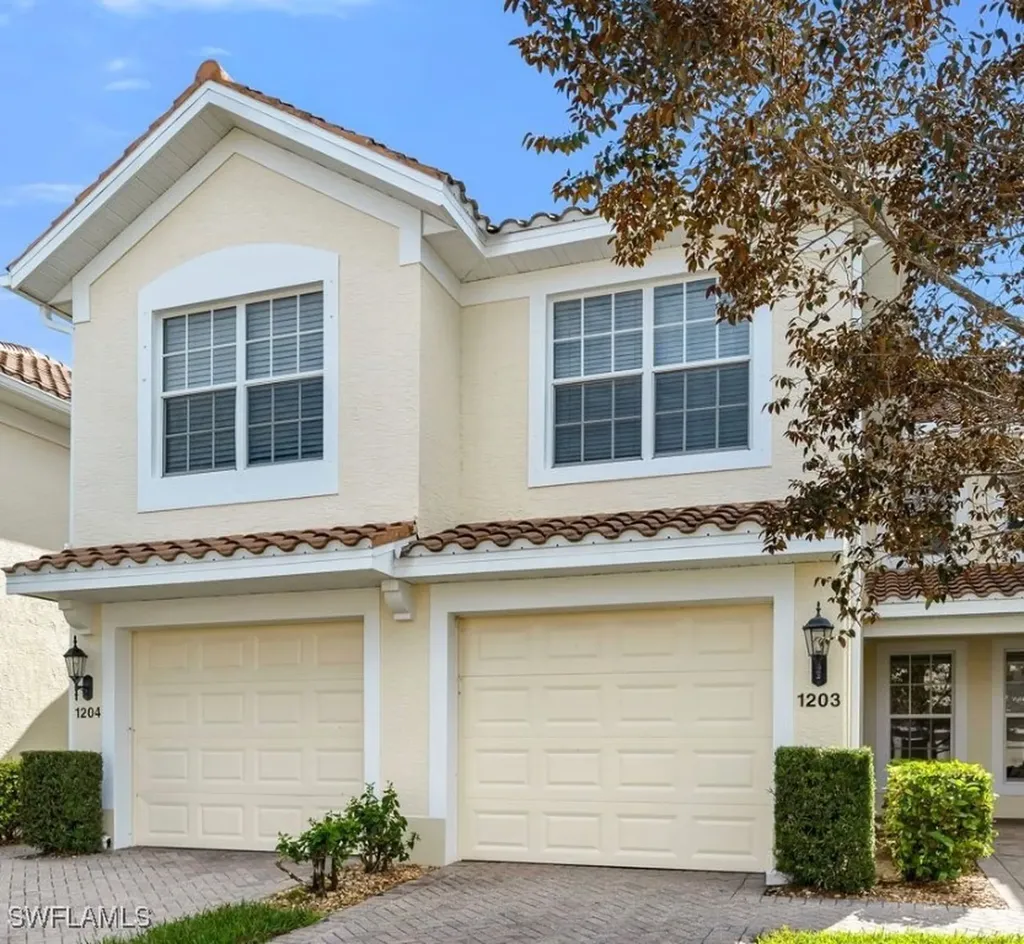 1295 Henley Street Naples FL 34105