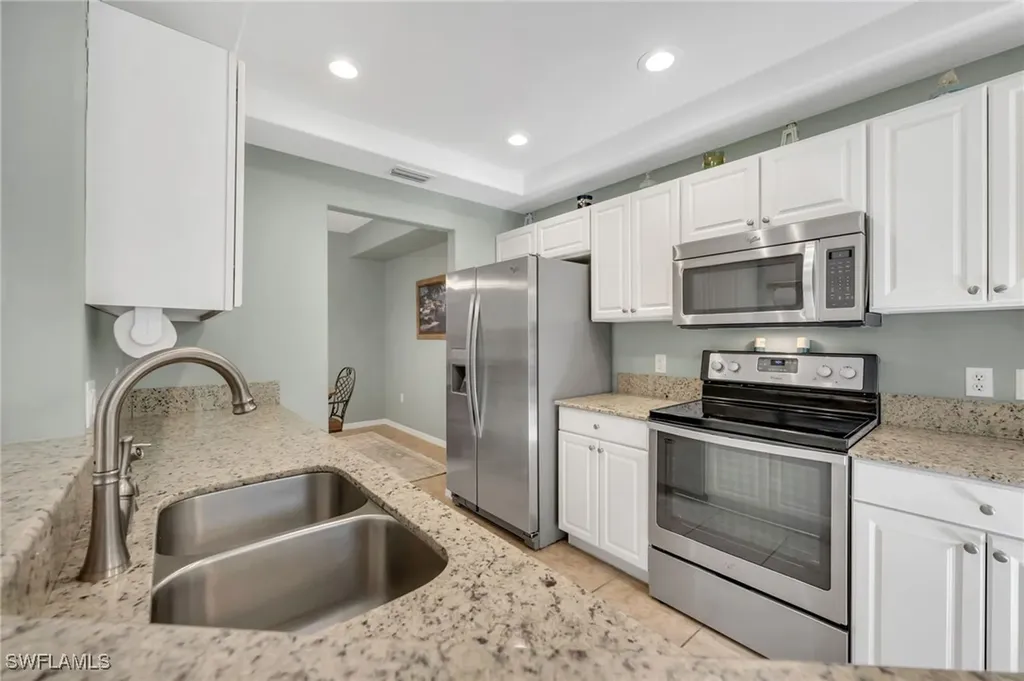 1295 Henley Street Naples FL 34105