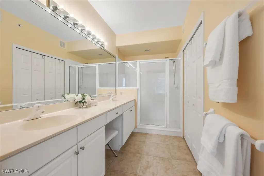 1295 Henley Street Naples FL 34105