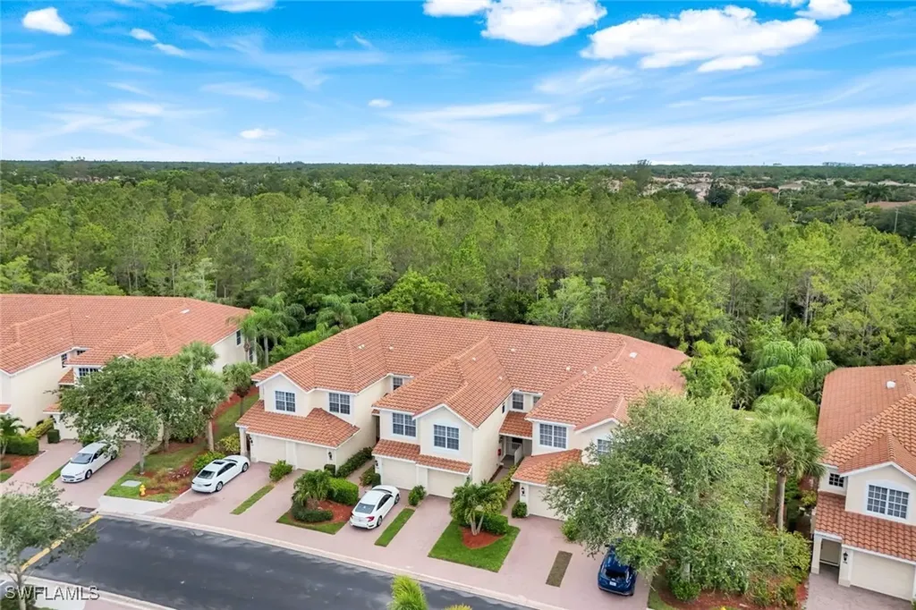 1295 Henley Street Naples FL 34105