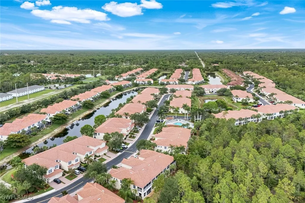 1295 Henley Street Naples FL 34105