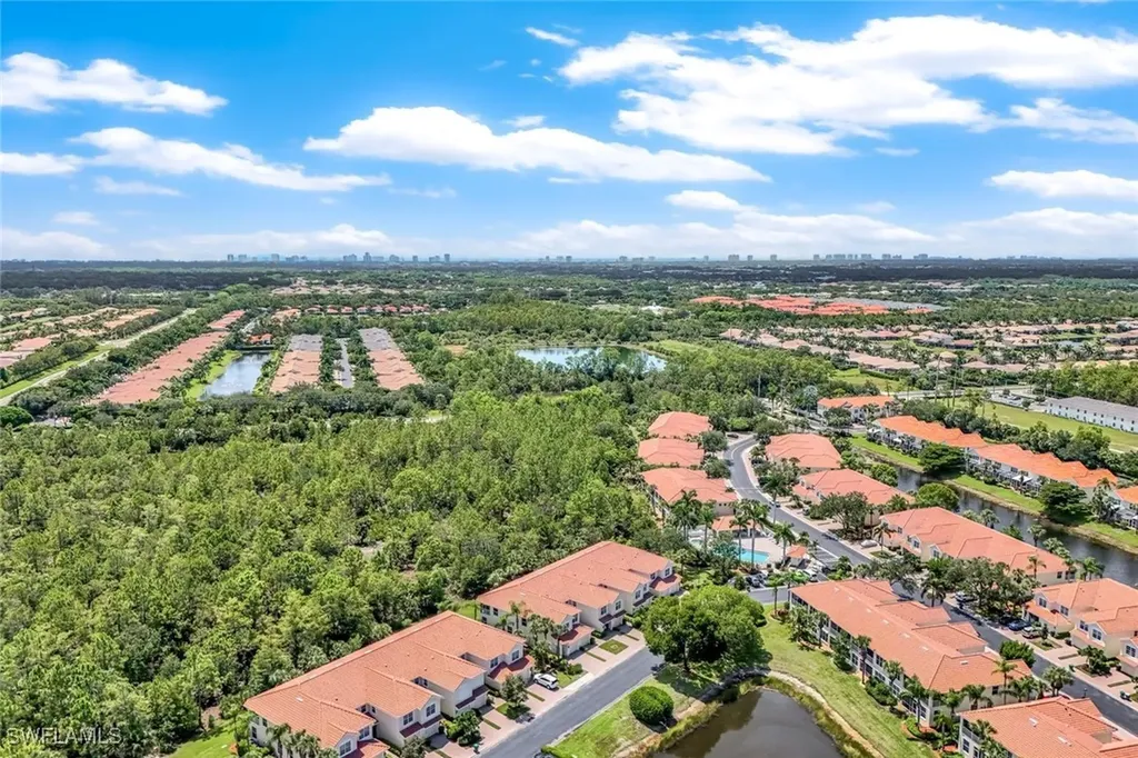 1295 Henley Street Naples FL 34105