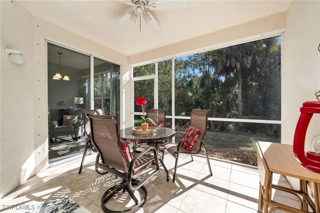 1295 Henley Street Naples FL 34105