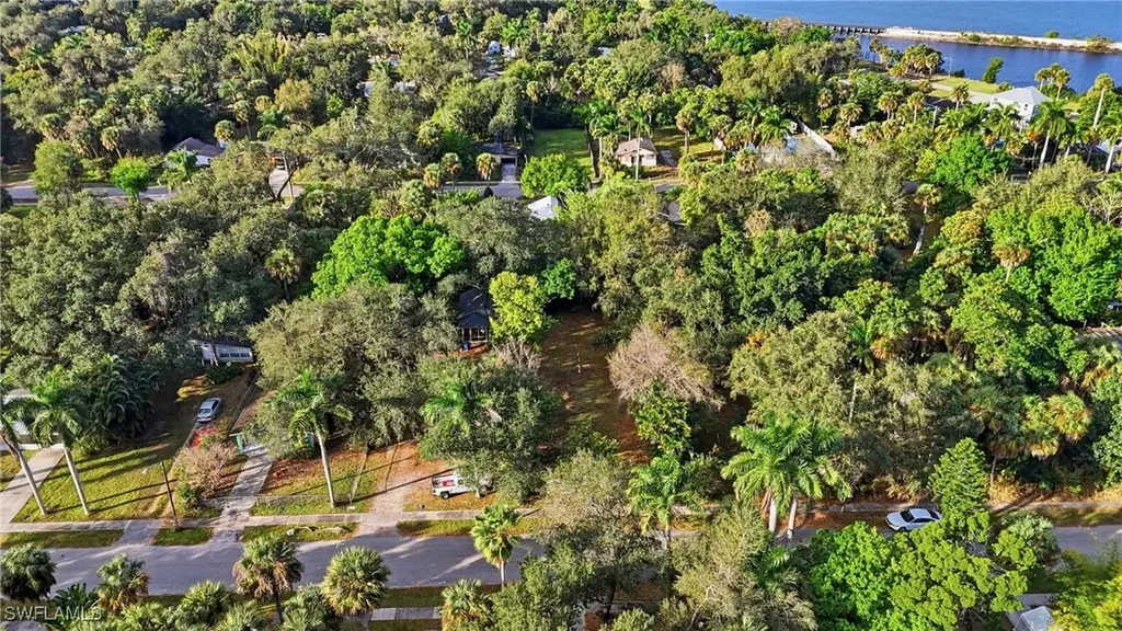 228 Delray Avenue Fort Myers FL 33905