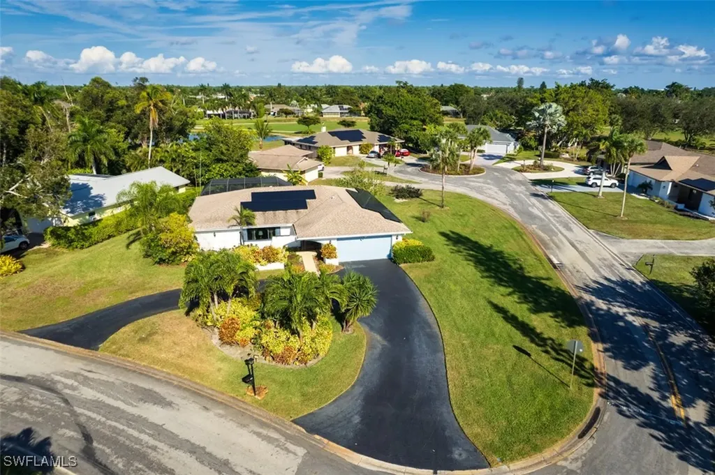 133 Big Springs Drive Naples FL 34113