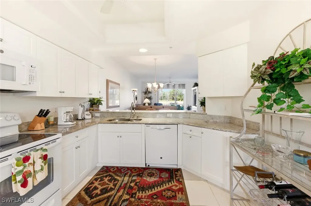 8575 Naples Heritage Drive Naples FL 34112