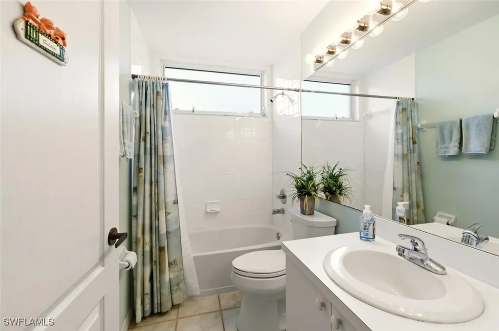 8575 Naples Heritage Drive Naples FL 34112