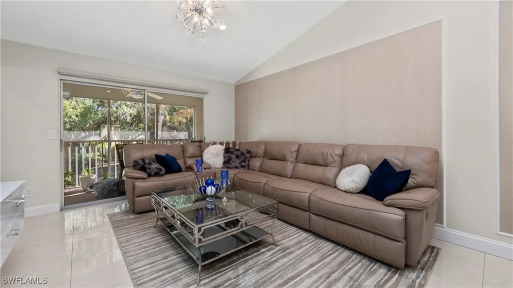 1714 Kings Lake Boulevard Naples FL 34112