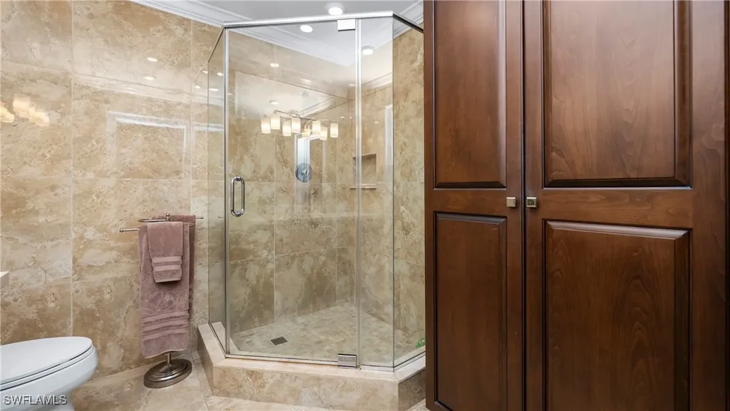 1714 Kings Lake Boulevard Naples FL 34112