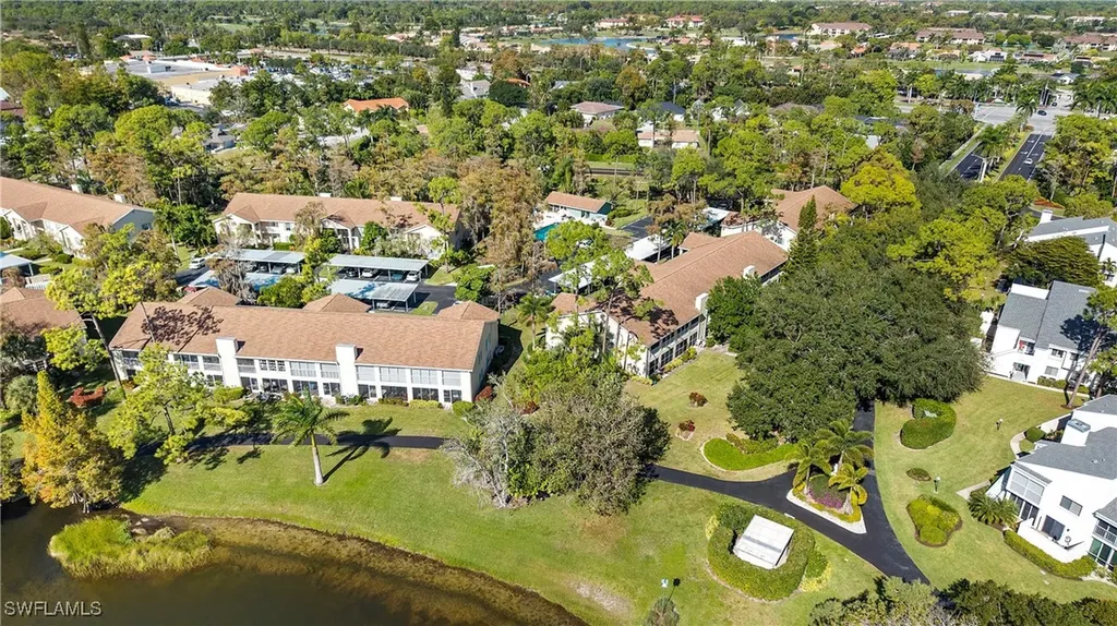 1714 Kings Lake Boulevard Naples FL 34112