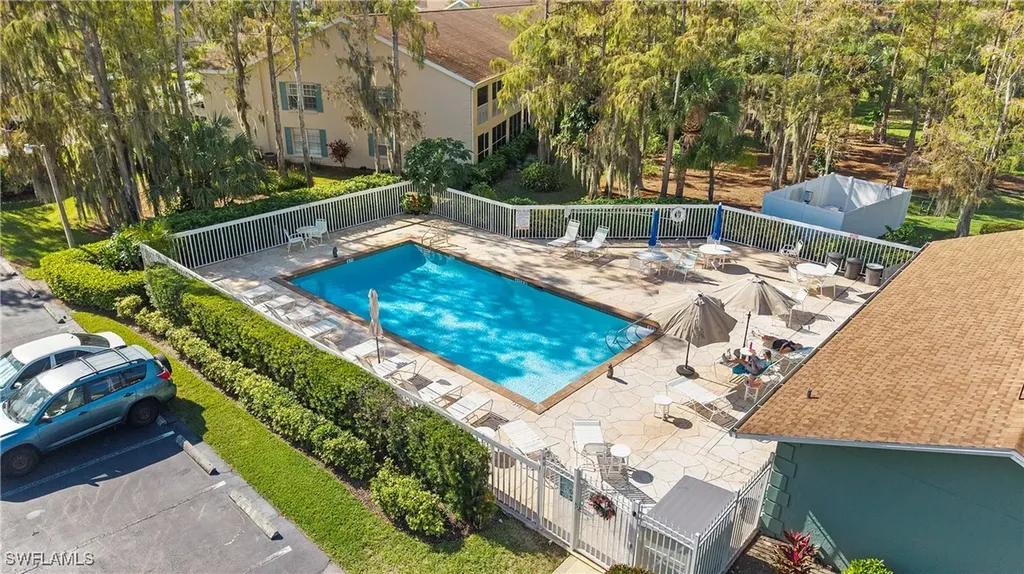 1714 Kings Lake Boulevard Naples FL 34112