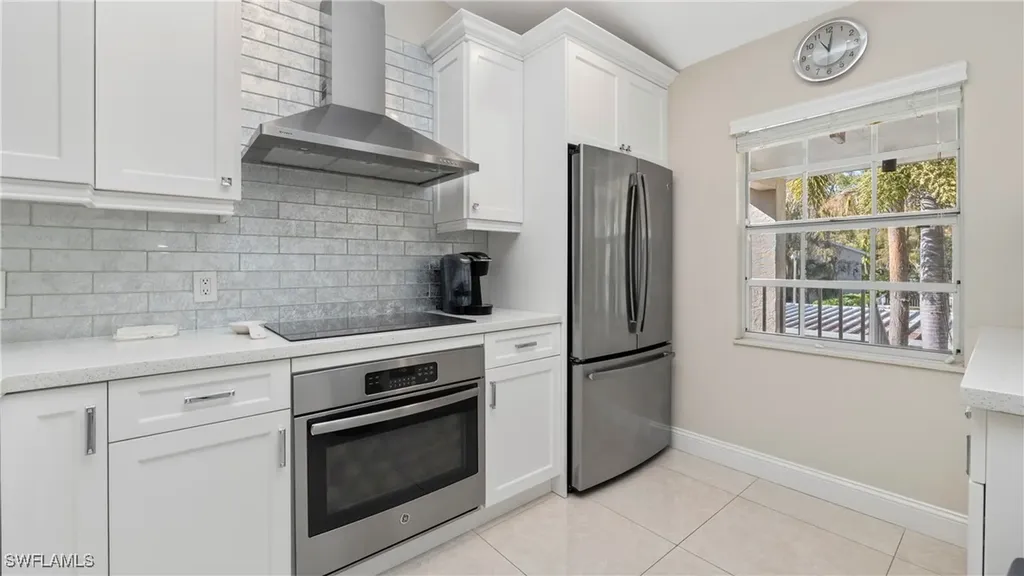 1714 Kings Lake Boulevard Naples FL 34112