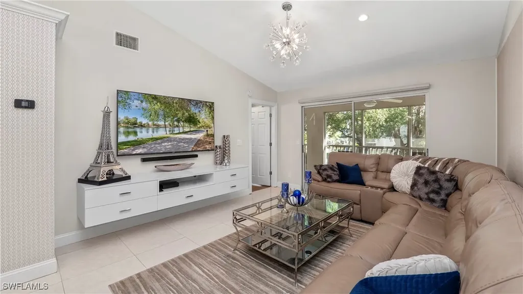1714 Kings Lake Boulevard Naples FL 34112