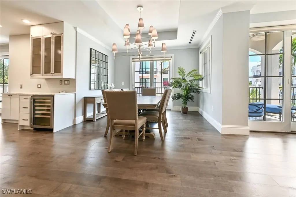 433 5th Street S Naples FL 34102