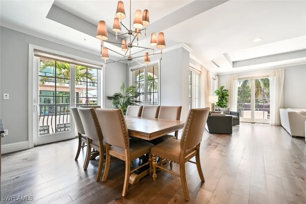 433 5th Street S Naples FL 34102
