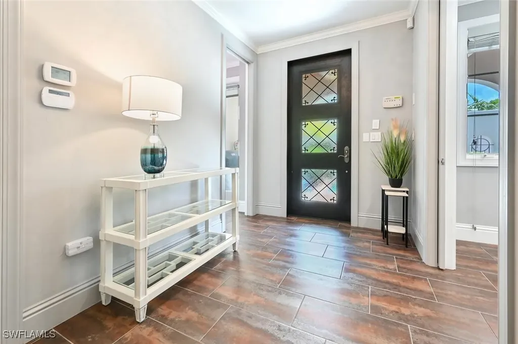 433 5th Street S Naples FL 34102