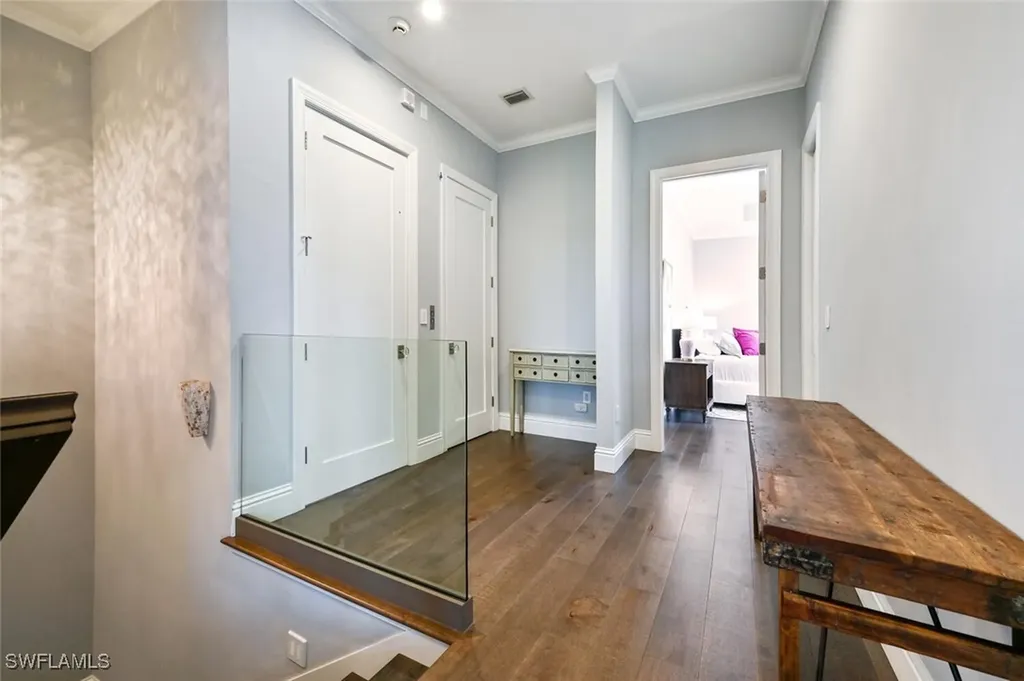433 5th Street S Naples FL 34102