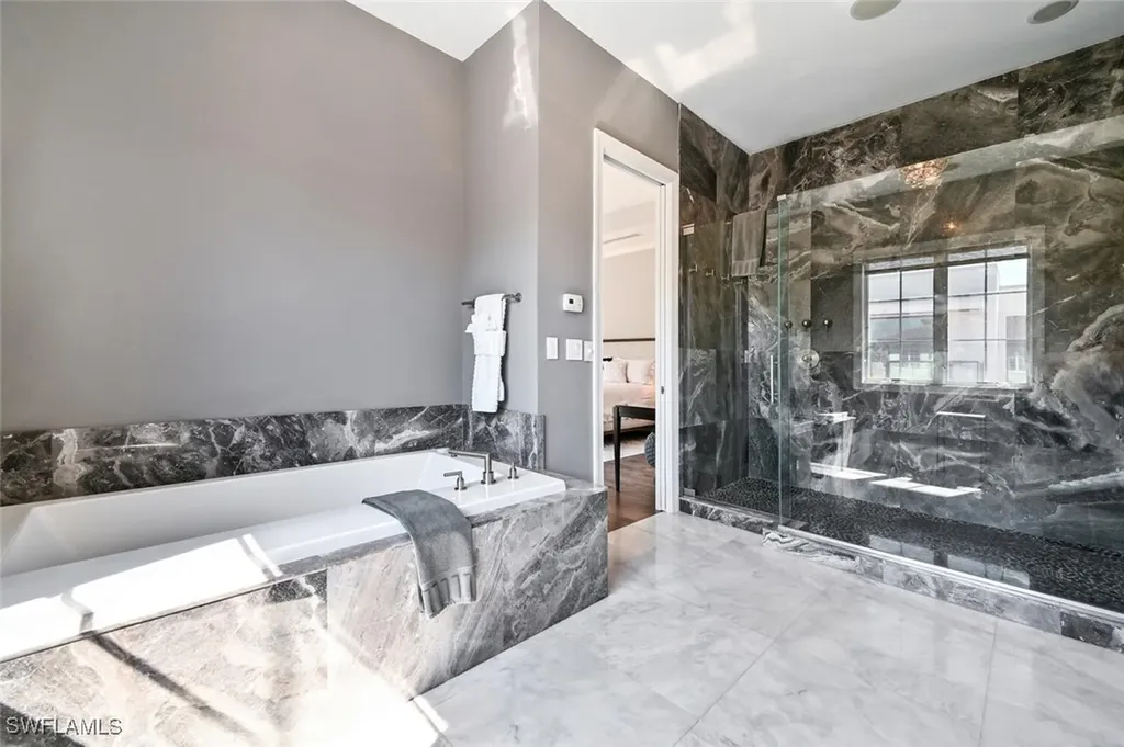 433 5th Street S Naples FL 34102