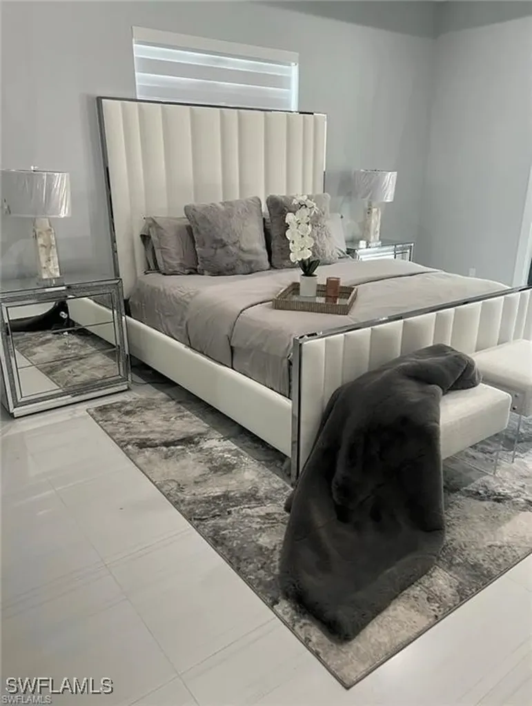 3677 8th Avenue NE Naples FL 34120