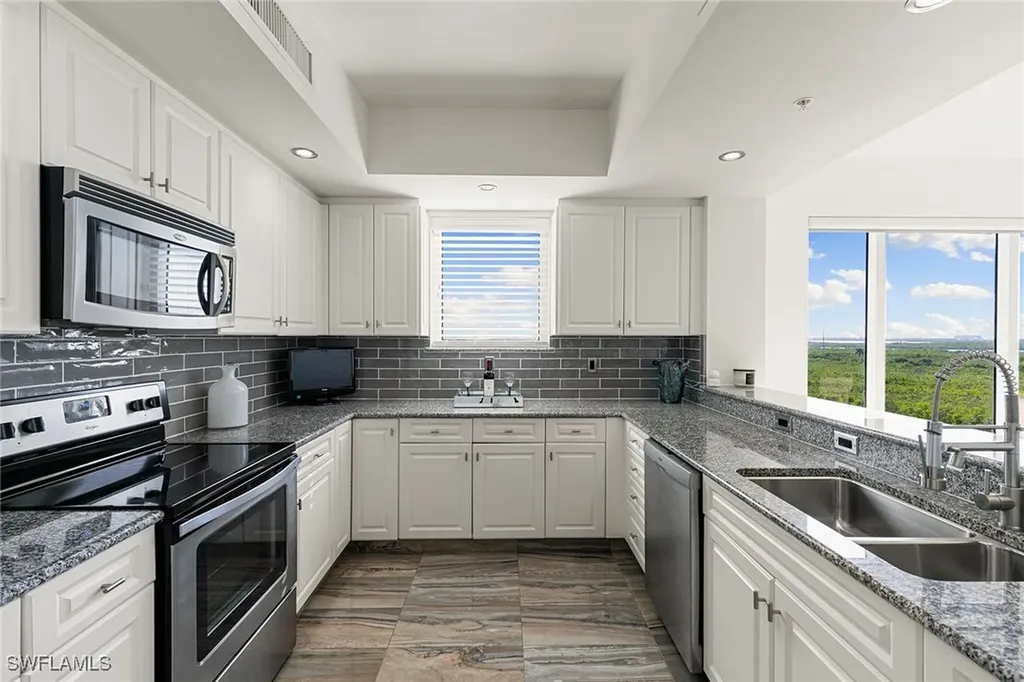 1065 Borghese Lane Naples FL 34114