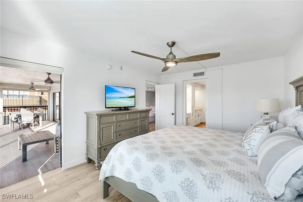 910 Panama Court Marco Island FL 34145