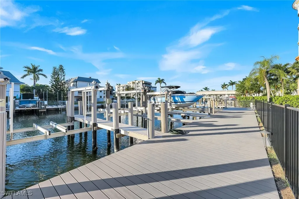 910 Panama Court Marco Island FL 34145