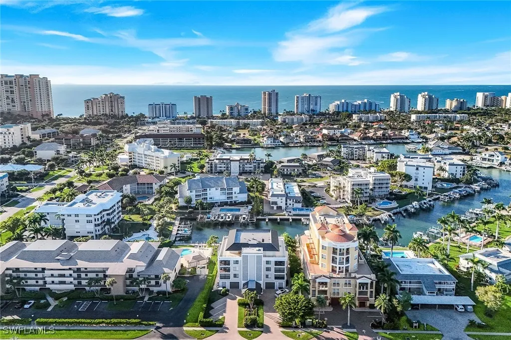910 Panama Court Marco Island FL 34145