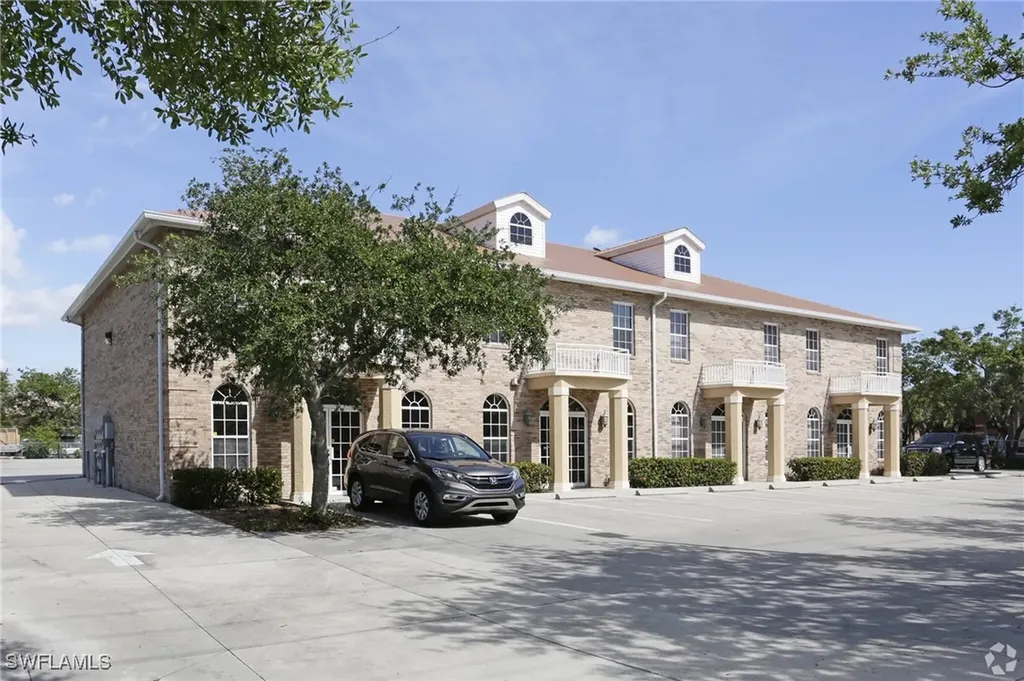 Naples FL 34104