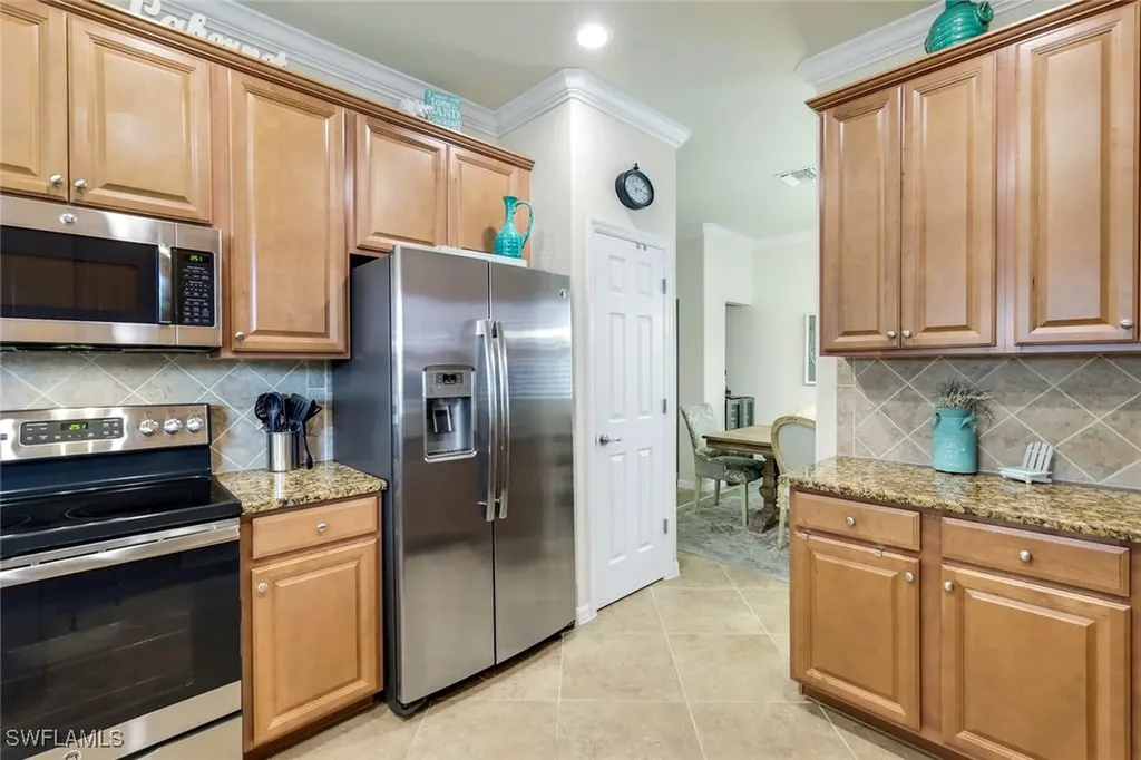 28061 Cookstown Court Bonita Springs FL 34135