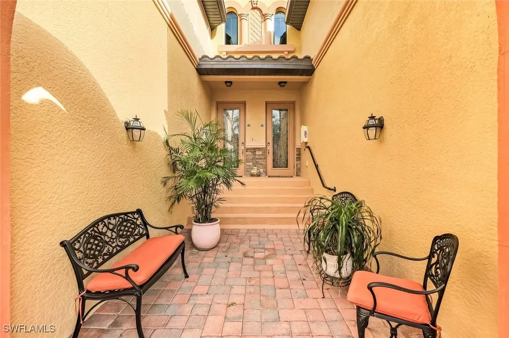 28061 Cookstown Court Bonita Springs FL 34135