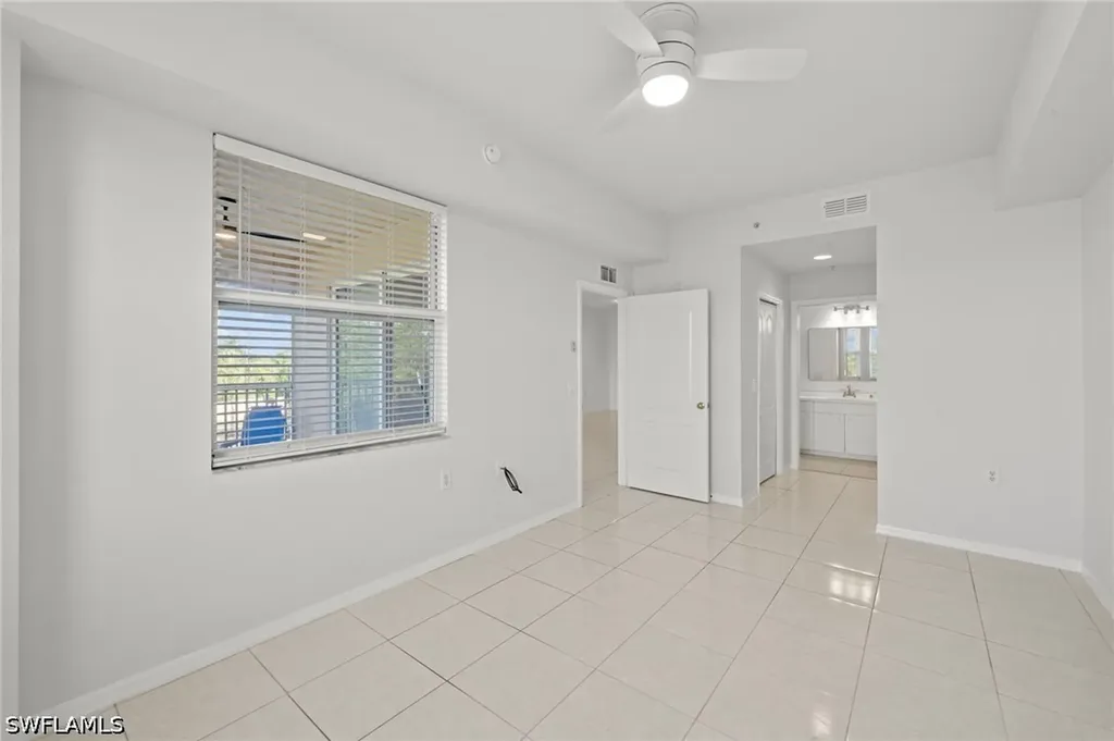 8550 Kingbird Loop Estero FL 33967