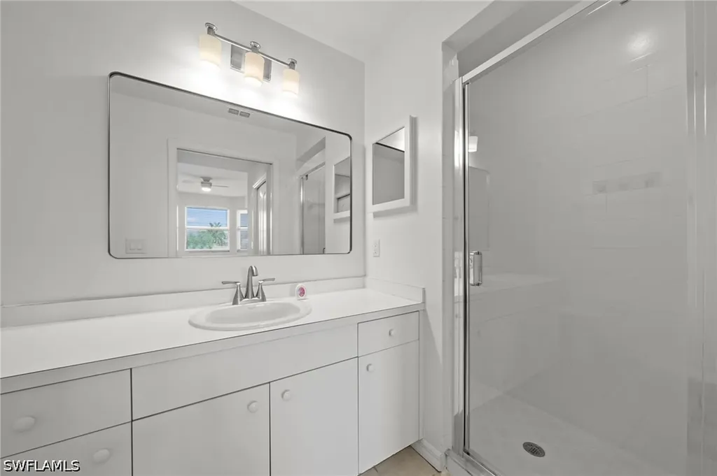 8550 Kingbird Loop Estero FL 33967