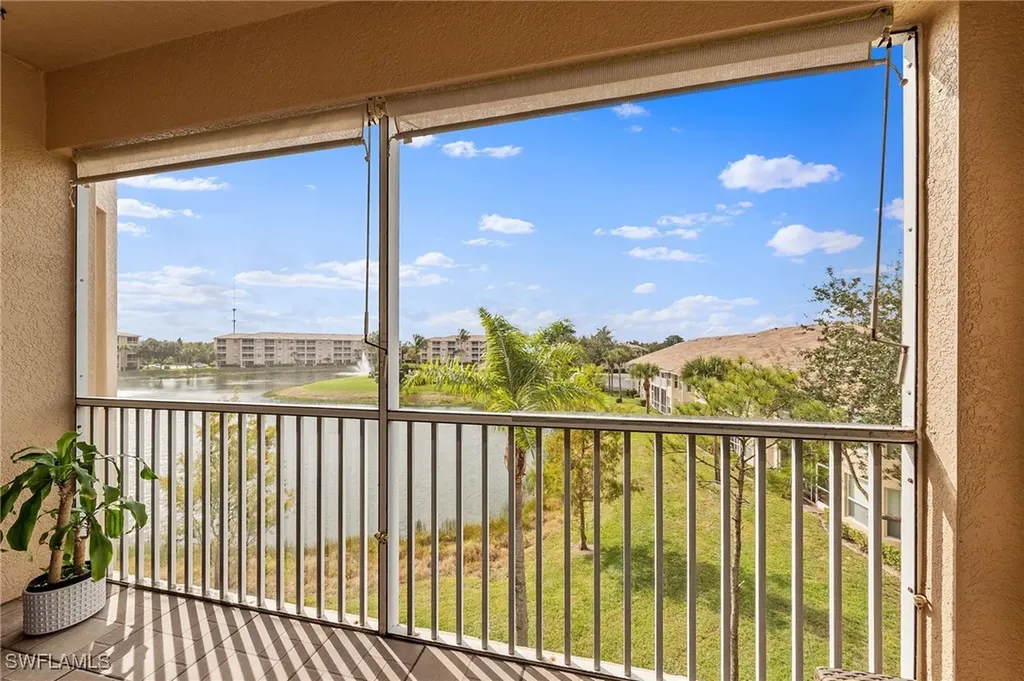 8550 Kingbird Loop Estero FL 33967