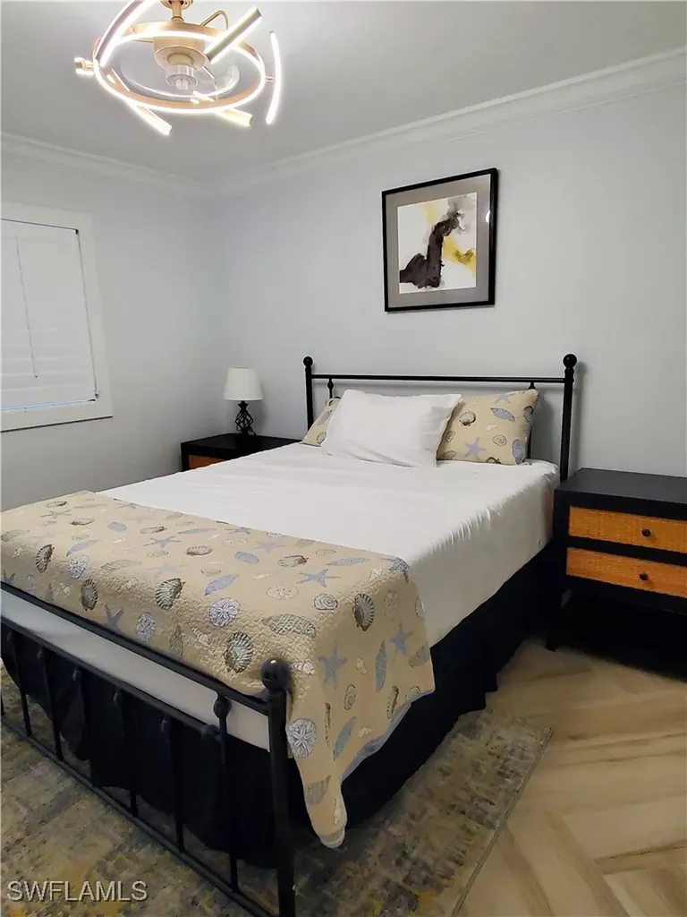 975 9th Avenue S Naples FL 34102