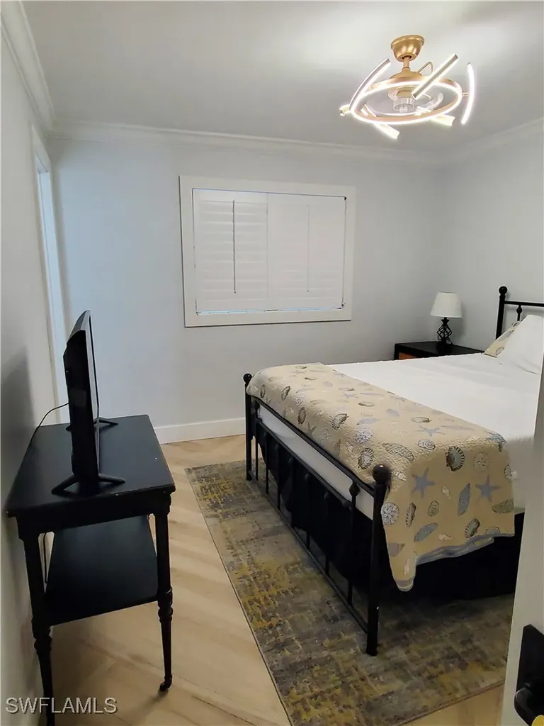 975 9th Avenue S Naples FL 34102