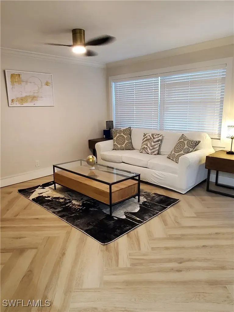 975 9th Avenue S Naples FL 34102