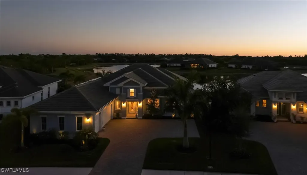 14248 Laguna Springs Lane Naples FL 34114