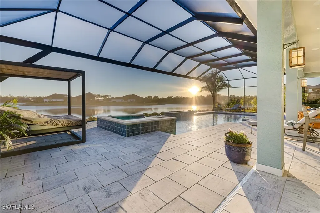 14248 Laguna Springs Lane Naples FL 34114