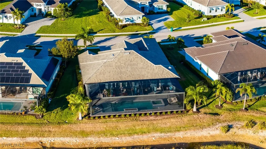 14248 Laguna Springs Lane Naples FL 34114