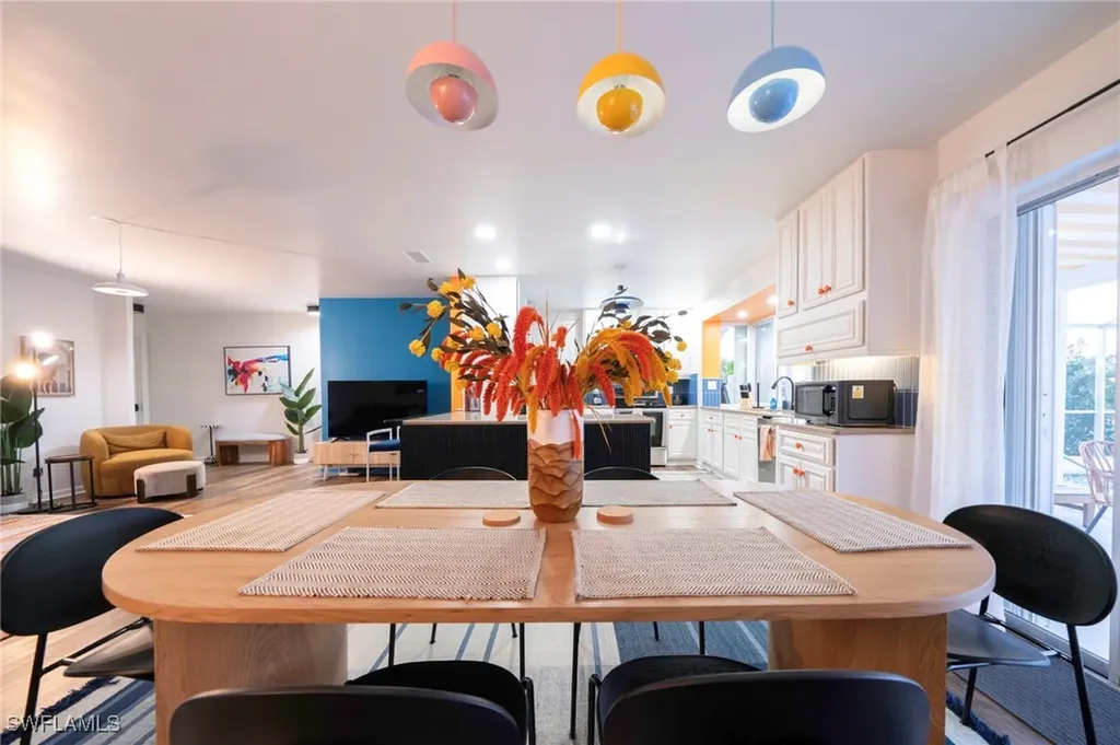 1433 SE 28th Terrace Cape Coral FL 33904