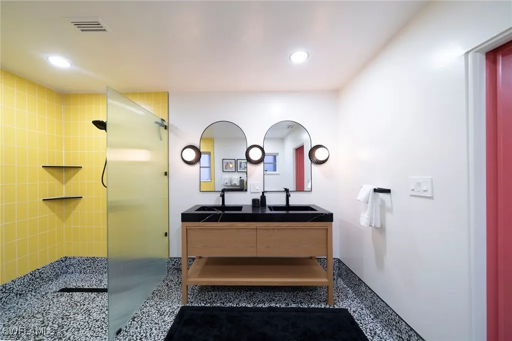 1433 SE 28th Terrace Cape Coral FL 33904