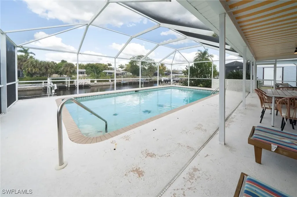 1433 SE 28th Terrace Cape Coral FL 33904