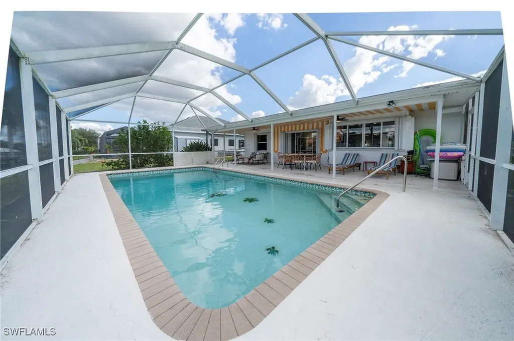 1433 SE 28th Terrace Cape Coral FL 33904