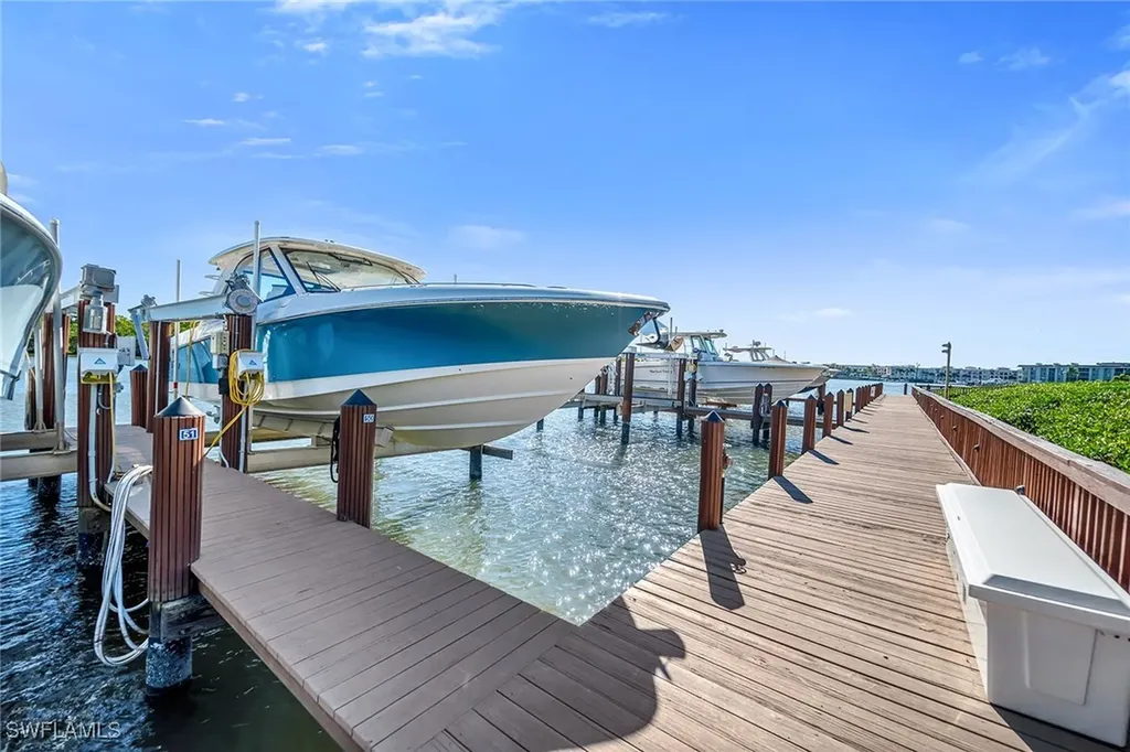 185 15th Street S Naples FL 34102