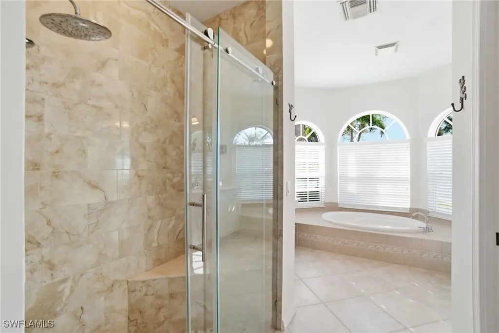 3948 Ruxton Road Naples FL 34116