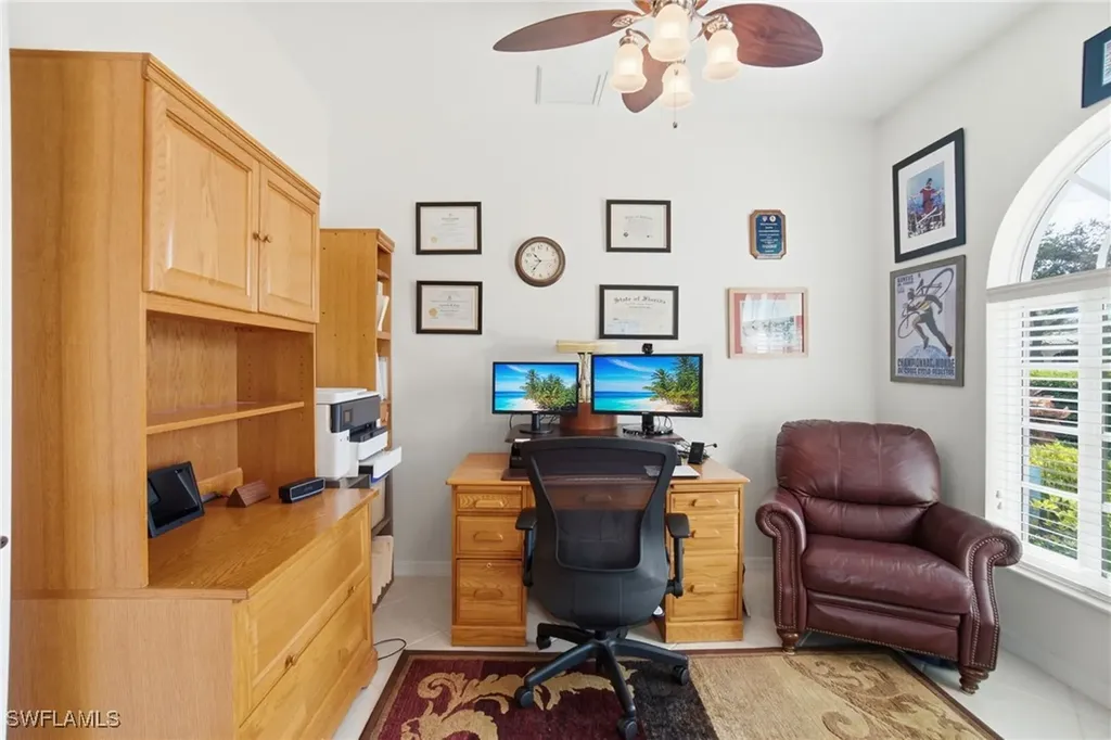 3948 Ruxton Road Naples FL 34116
